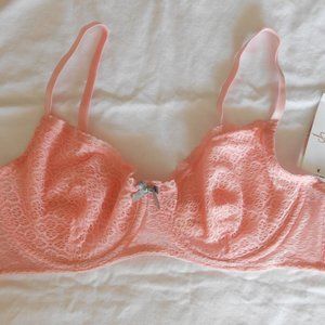 NWT Jessica Simpson Pink Lace Pad-less Bra